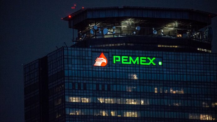 Con el decreto del presidente de México, Pemex obtuvo un alivio fiscal que repercutirá en su actual deuda.