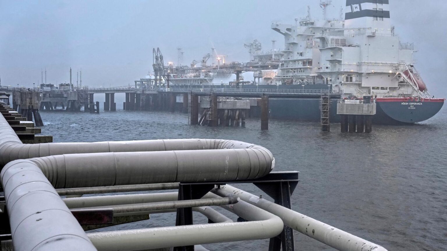 UE avanza en su plan para prohibir el gas ruso antes de 2027 - Global ...