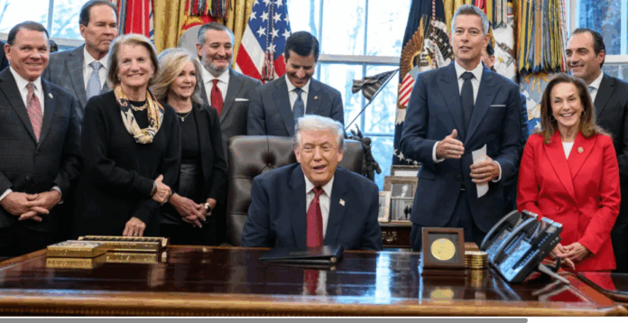 Trump plantea reconstrucción e inversión petrolera en Venezuela